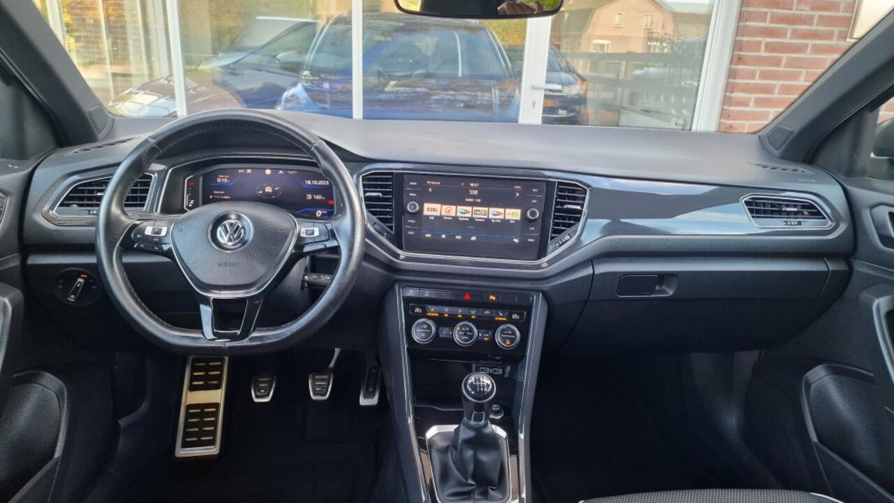 Volkswagen T-Roc 1.5 TSI Sport, Stoelverwarming, NL Auto