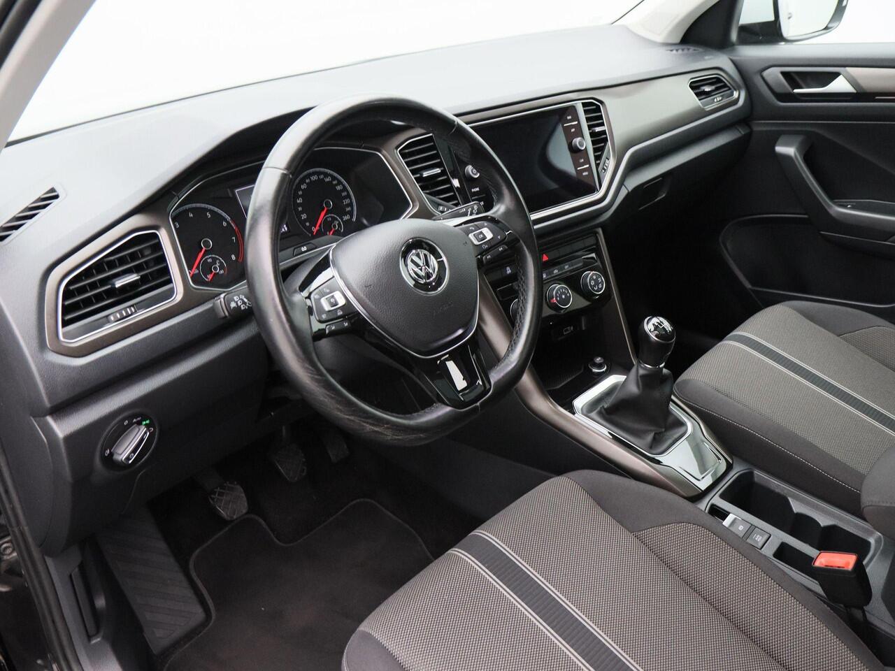 Volkswagen T-Roc 1.0 TSi 115 Pk Style | Panoramadak | Cruise Control | Bluetooth | Navigatie | Camera | 19 inch | 81.010 Km!!