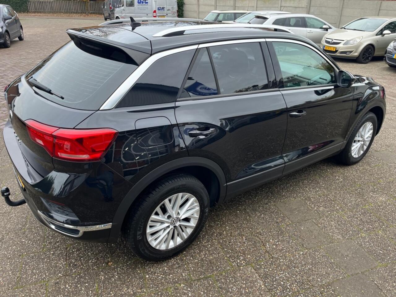 Volkswagen T-Roc 1.5 TSI STYLE NL AUTO NAP LOGISCH 150PK