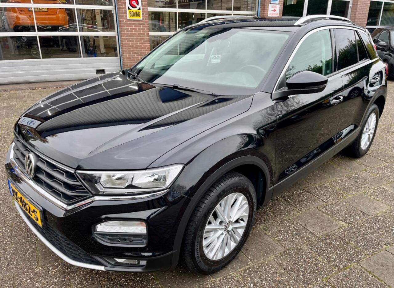 Volkswagen T-Roc 1.5 TSI STYLE NL AUTO NAP LOGISCH 150PK
