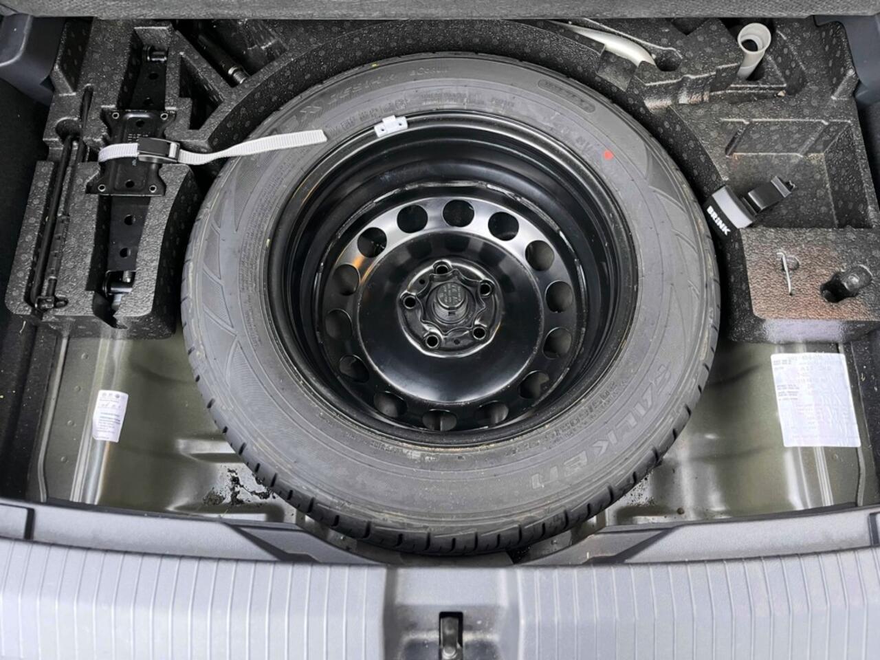 Volkswagen T-Roc 1.5 TSI STYLE NL AUTO NAP LOGISCH 150PK