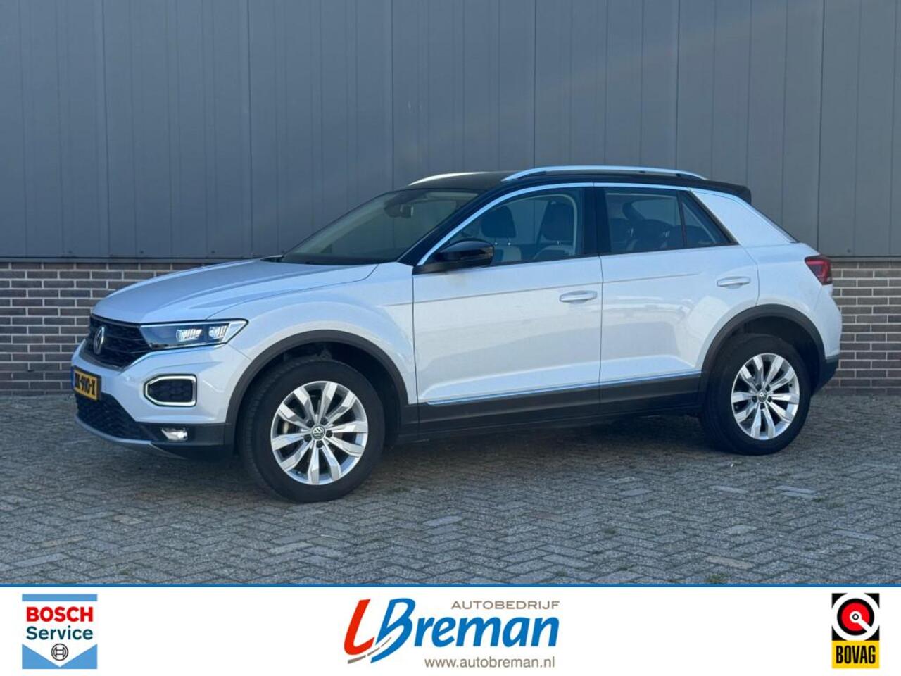 Volkswagen T-Roc 1.5 TSI SPORT DSG 150pk ACC Trekhaak Navi Virtual cockpit Carp