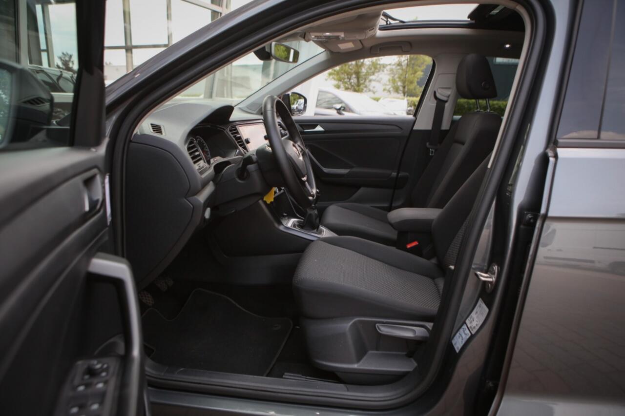 Volkswagen T-Roc 1.0 TSI Sport | Pano |
