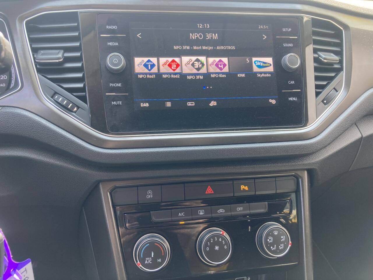 Volkswagen T-Roc 1.5 TSI Style 150 PK All Season banden