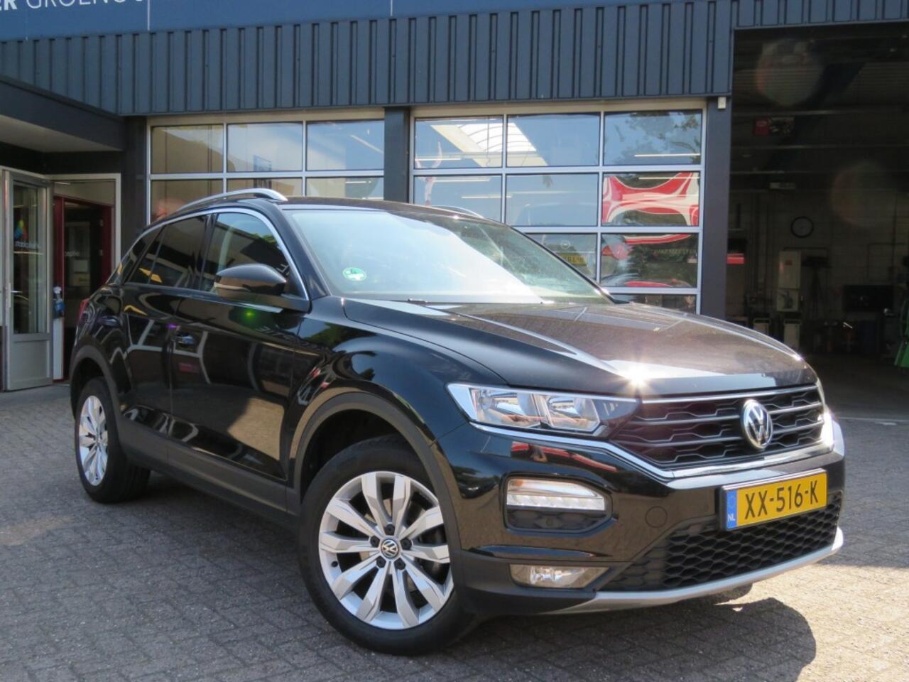 Volkswagen T-Roc 1.5 TSI 150PK STYLE / Camera / Navi / Elec.achterklep / Adap.cruise / BOVAG garantie