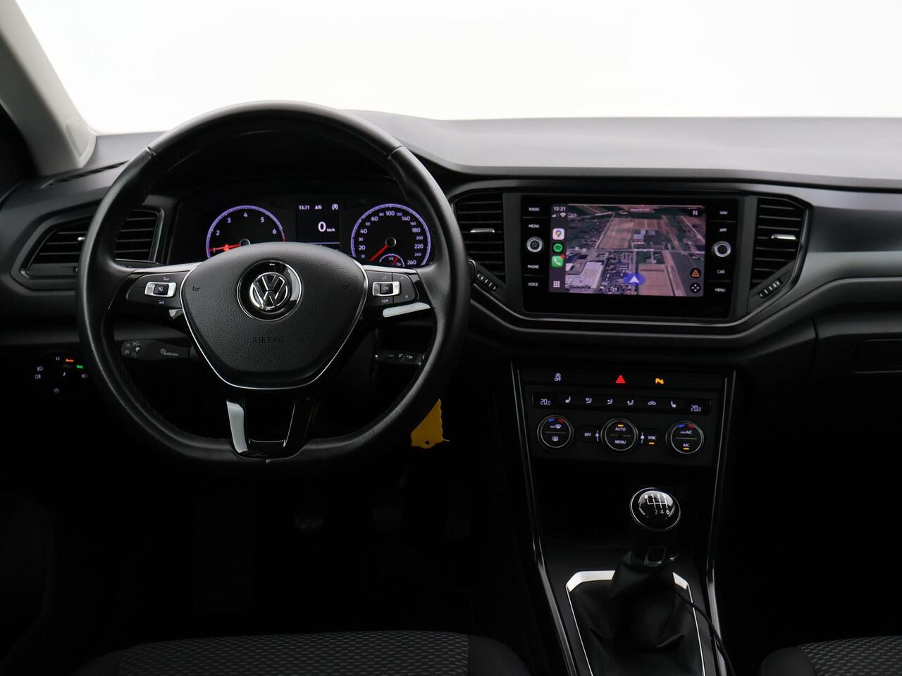 Volkswagen T-Roc 1.0 TSI + APPLE CARPLAY | TREKHAAK | STOELVERW. | KURKUMA YELLOW | CRUISE | PRIVACY