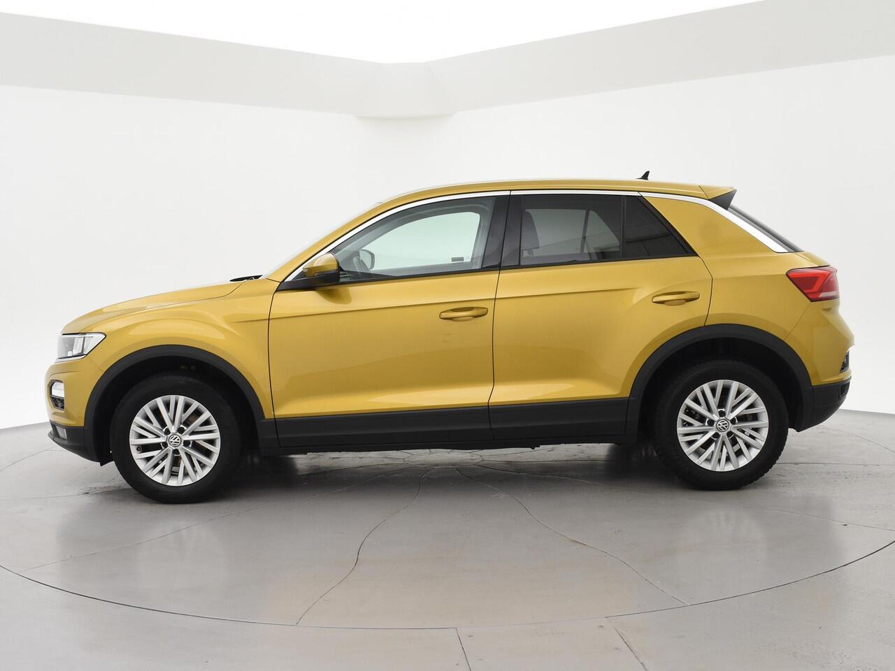 Volkswagen T-Roc 1.0 TSI + APPLE CARPLAY | TREKHAAK | STOELVERW. | KURKUMA YELLOW | CRUISE | PRIVACY