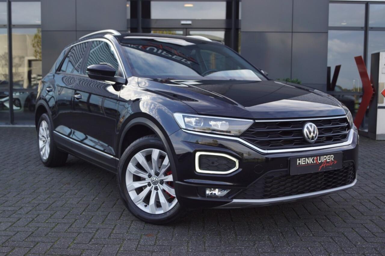 Volkswagen T-Roc 1.5 TSI DSG Sport 150pk / Trekhaak / Navi / Camera / El. Achterklep /PDC