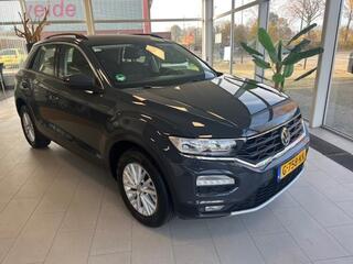 volkswagen-t-roc-1.0-tsi-style-trek