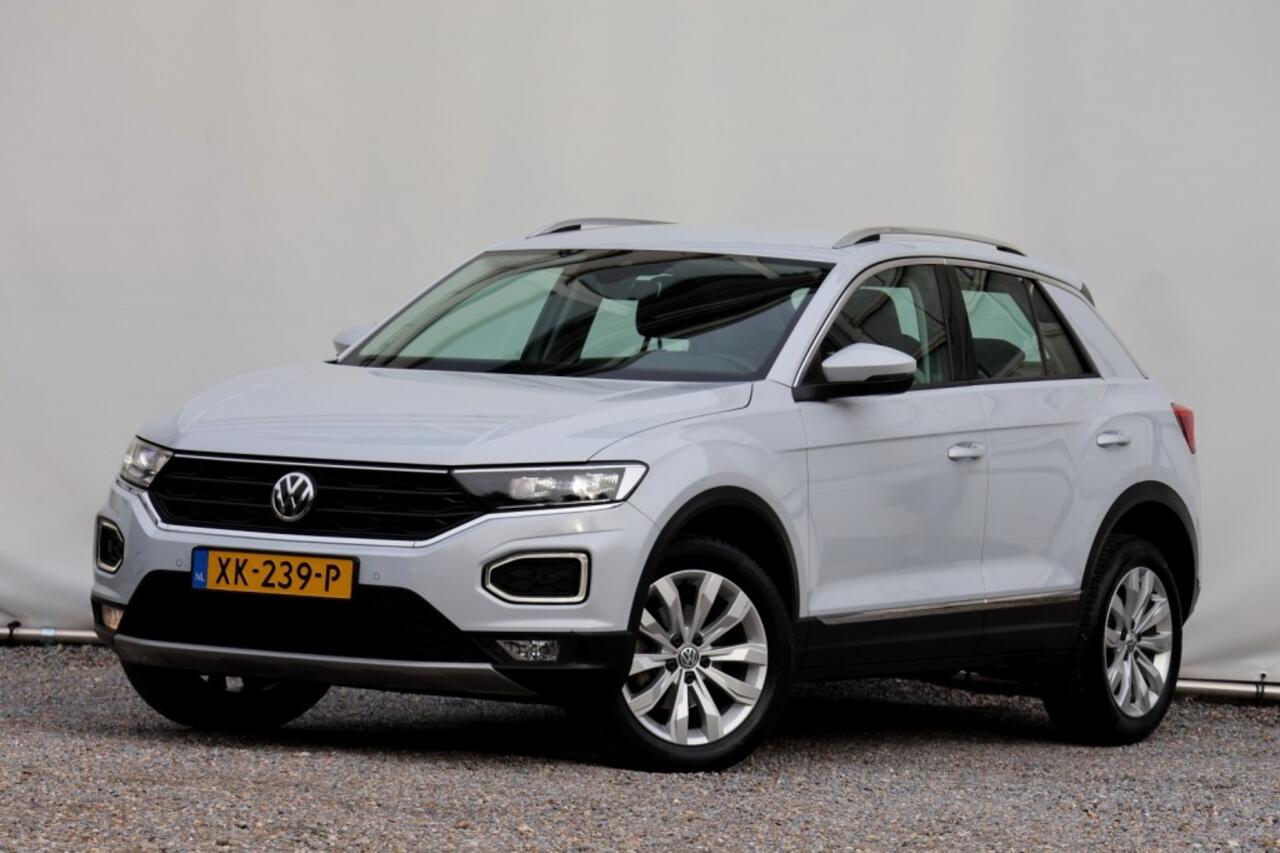 Volkswagen T-Roc 1.5 TSI DSG Sport - 150 pk **Virtual / 1e eig / NAP / Led