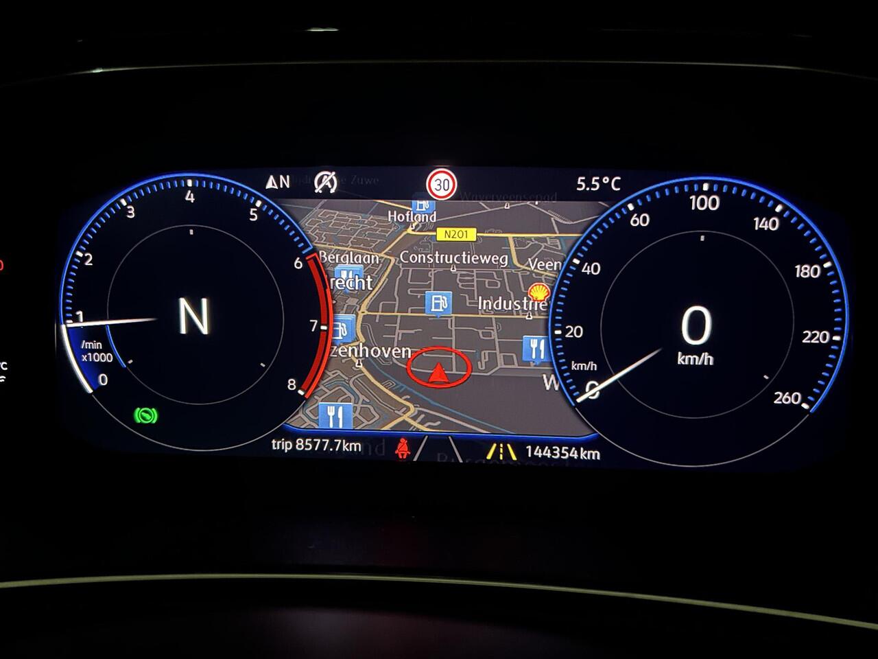 Volkswagen T-Roc 1.5 TSI Sport TREKHAAK APPLE CARPLAY & ANDROID AUTO