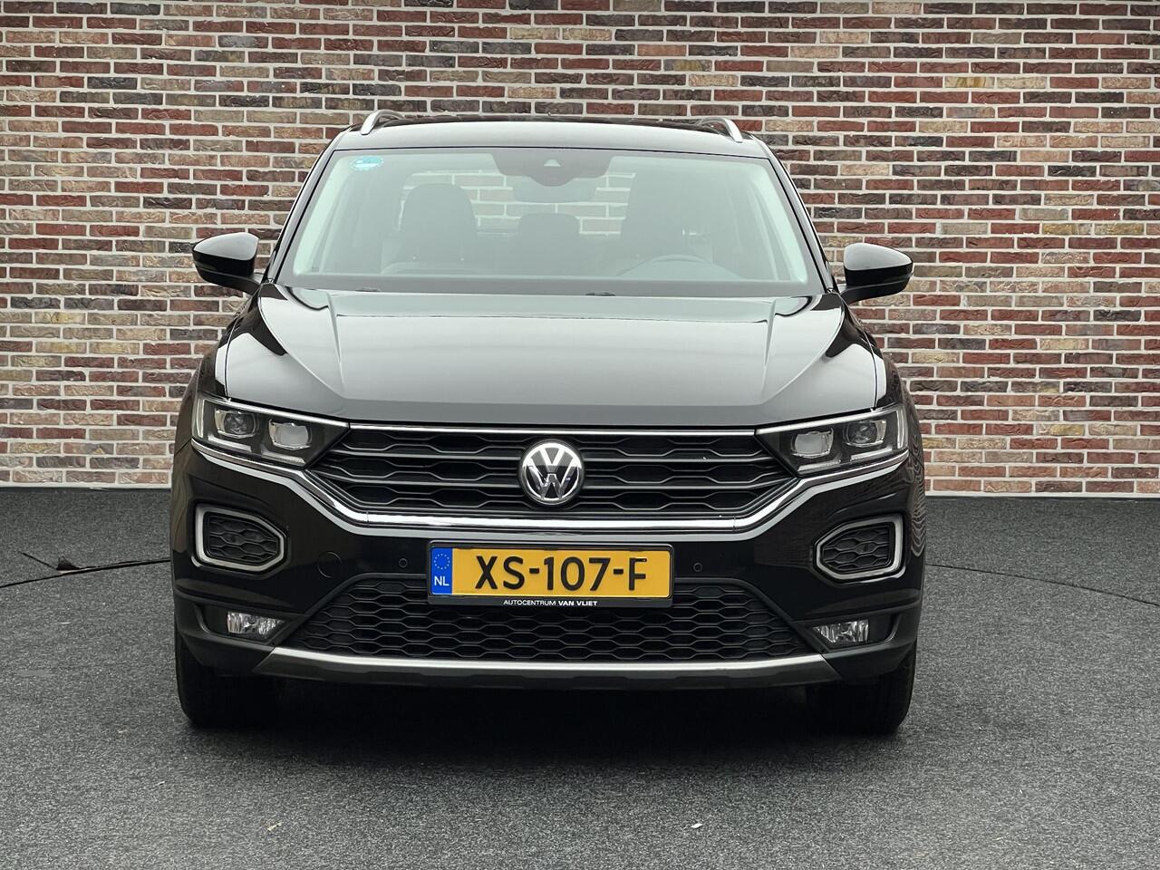 Volkswagen T-Roc 1.5 TSI Sport TREKHAAK APPLE CARPLAY & ANDROID AUTO