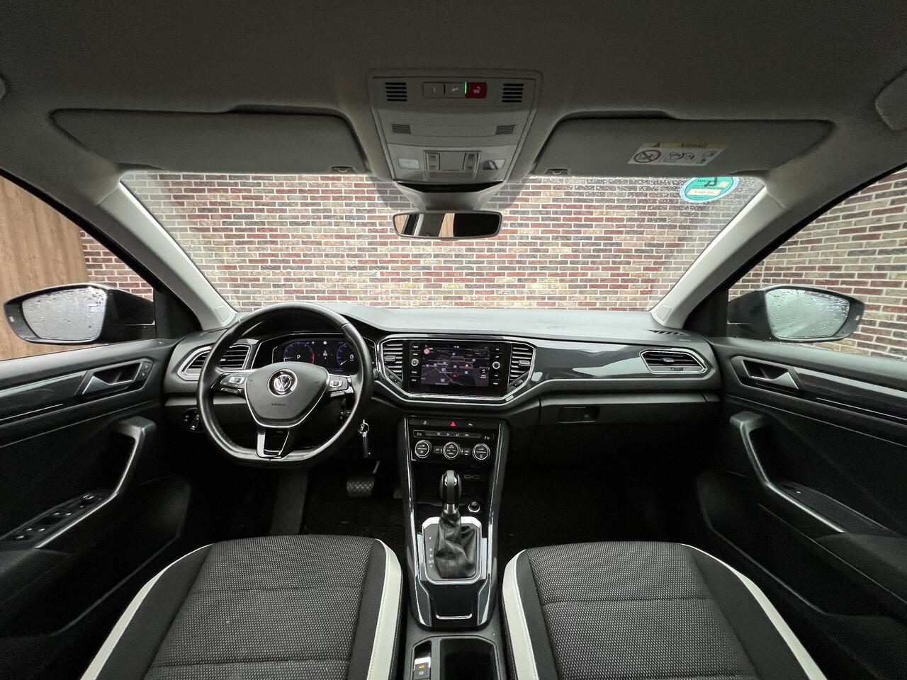 Volkswagen T-Roc 1.5 TSI Sport TREKHAAK APPLE CARPLAY & ANDROID AUTO