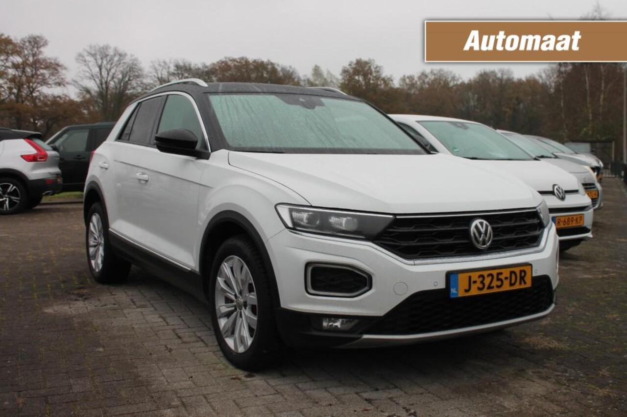 Volkswagen T-Roc 1.5 TSI SPORT BNSR Automaat / Stoelverwarming / led Verlichting