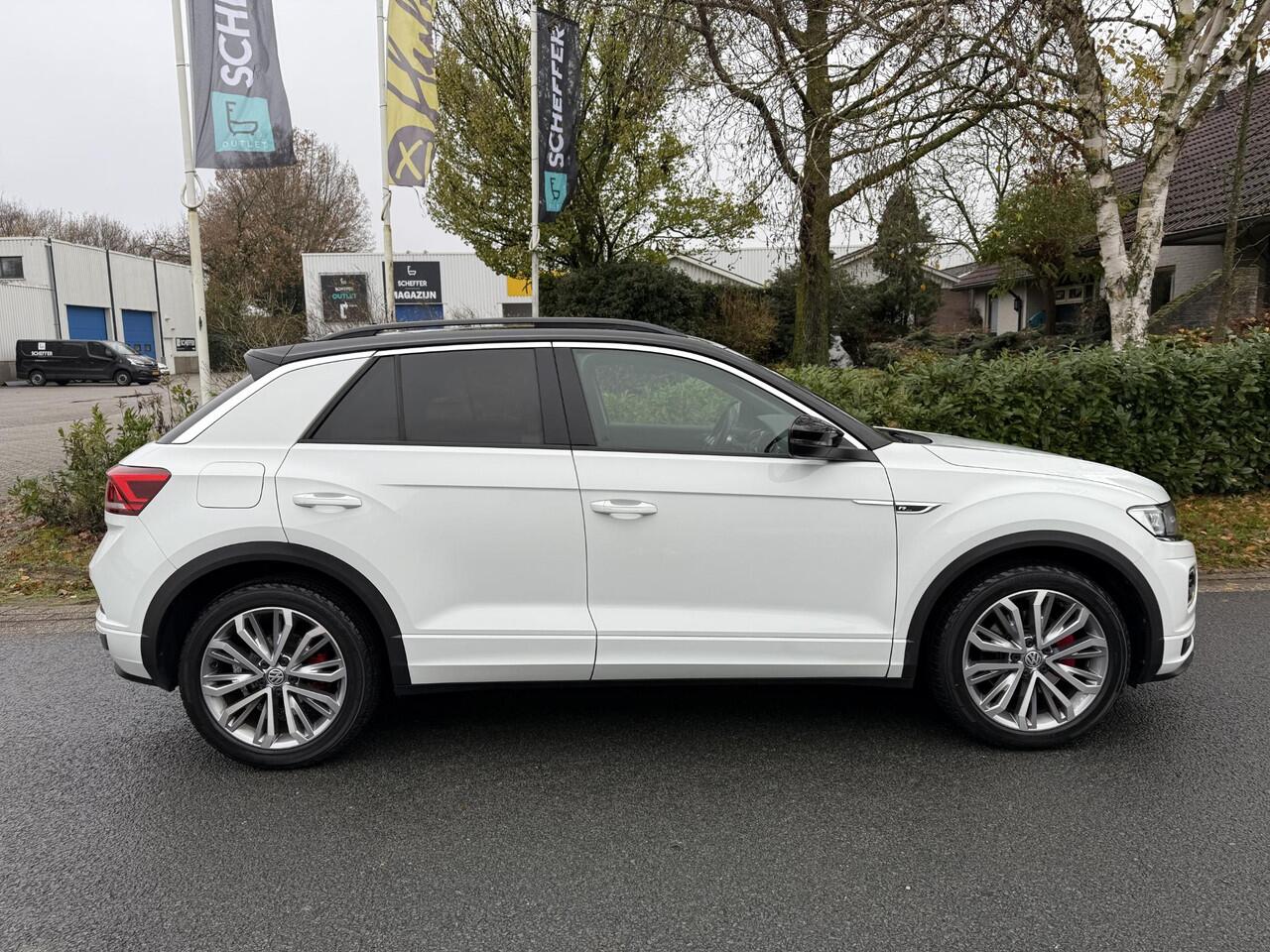 Volkswagen T-Roc 2.0 TSI 4Motion 190PK DSR R-LineoPano
