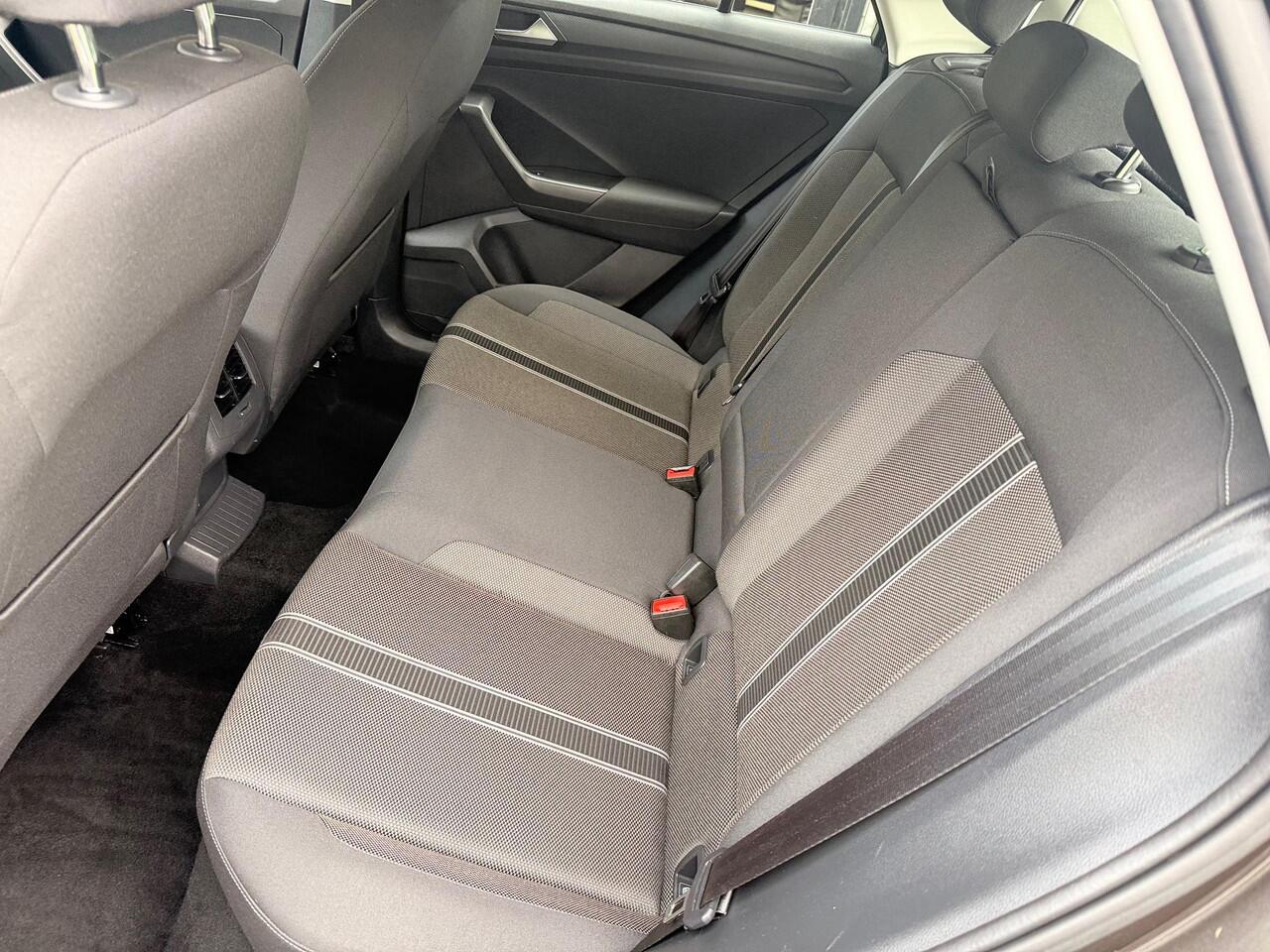 Volkswagen T-Roc 1.5 TSI Style Business