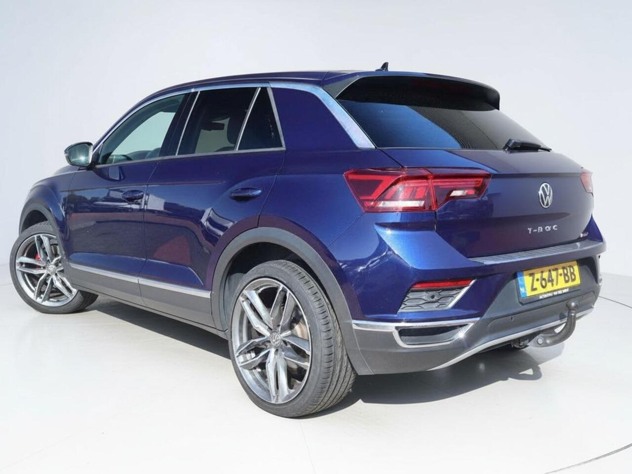 Volkswagen T-Roc 2.0 TSI 4Motion Sport | Cruise | Clima | Cruise | Carplay/Android auto | PDC | Stoelverwarming | Navi 2026 | Trekhaak |