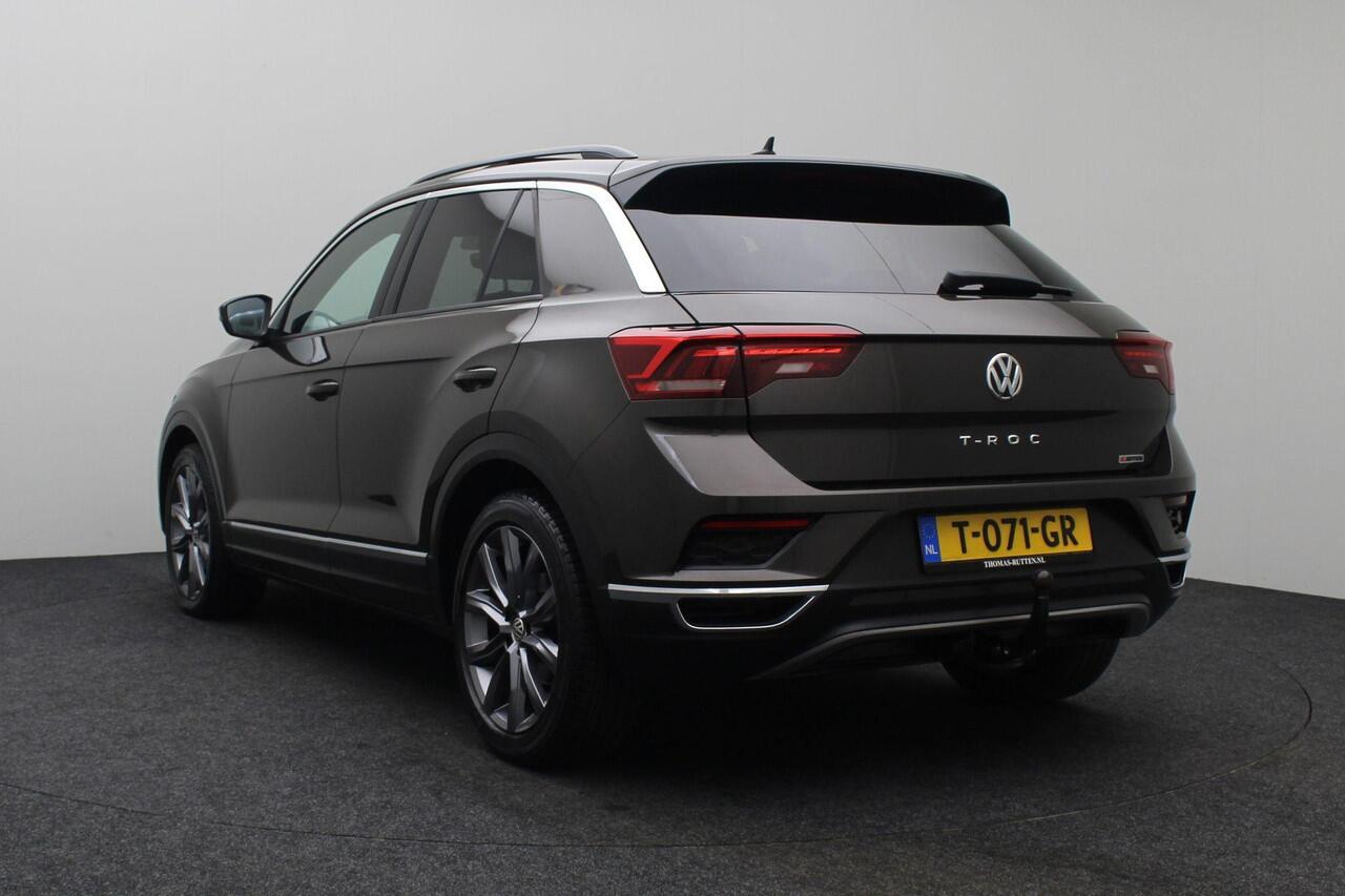 Volkswagen T-Roc 2.0 TSI 4Motion Sport 2019 | Airco | Apple/Android Carplay | Navigatie | Stuurwiel & Stoelverwarming | Panoramadak | Trekhaak Afneembaar | Bose Audio | 2 Sleutels | Onderhoudshistorie