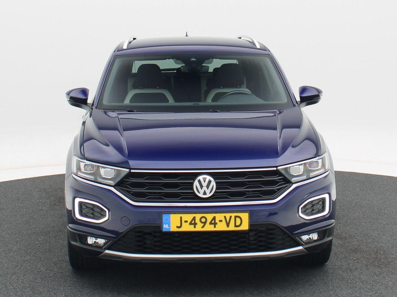 Volkswagen T-Roc 1.5 TSi 150 Pk Sport | Full LED | Navigatie | 18 Inch | Camera | Privacy Glass | Virtual Dashboard | Adaptive Cruise | 107.430 Km!!