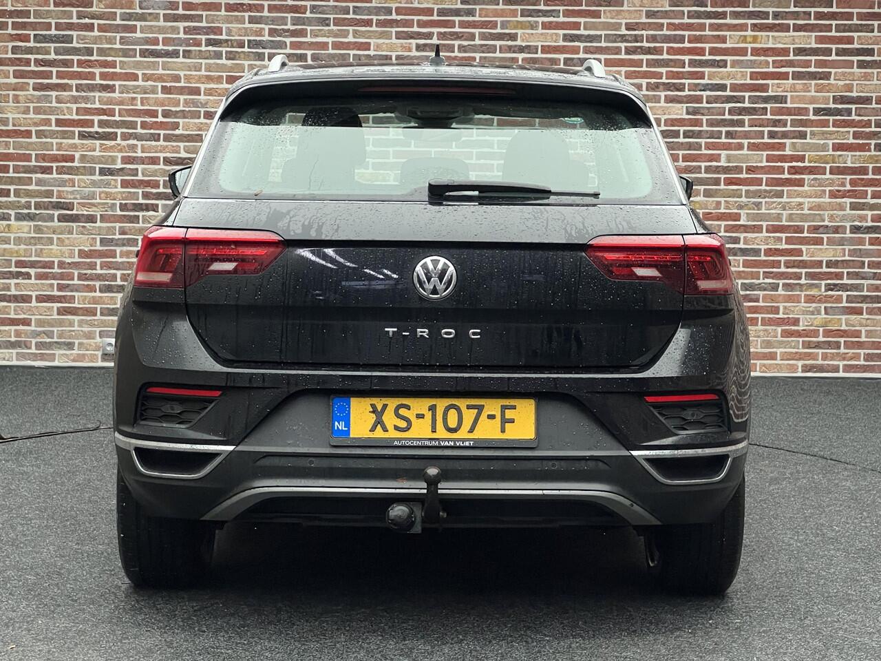 Volkswagen T-Roc 1.5 TSI Sport TREKHAAK APPLE CARPLAY & ANDROID AUTO