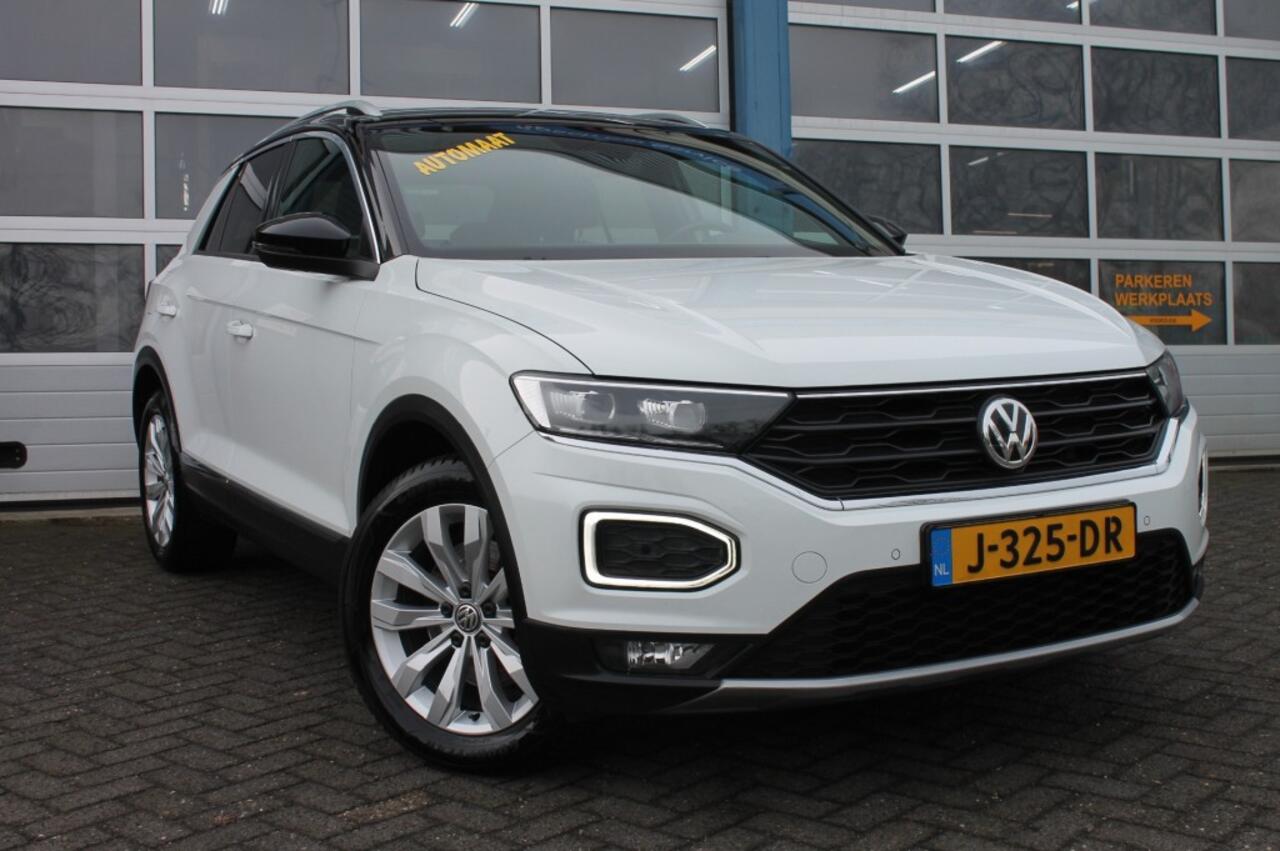 Volkswagen T-Roc 1.5 TSI SPORT BNSR Automaat / Stoelverwarming / led Verlichting