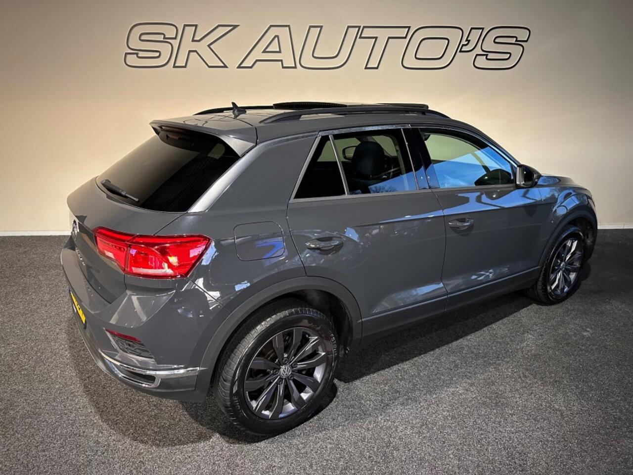 Volkswagen T-Roc 1.0 TSI STYLE l PANORAMA l PDC l ACC l CLIMA l LMV l NAVI l