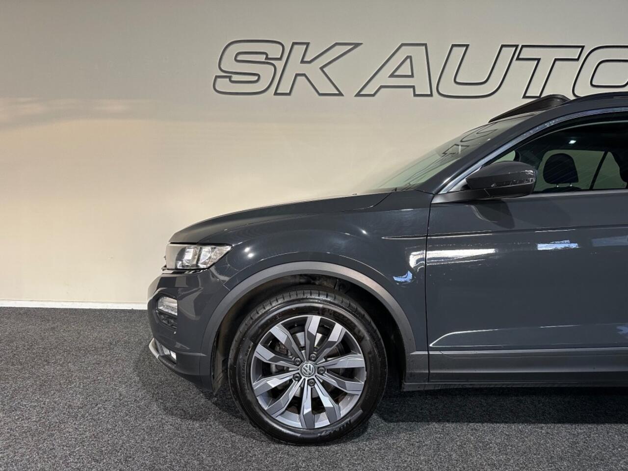 Volkswagen T-Roc 1.0 TSI STYLE l PANORAMA l PDC l ACC l CLIMA l LMV l NAVI l