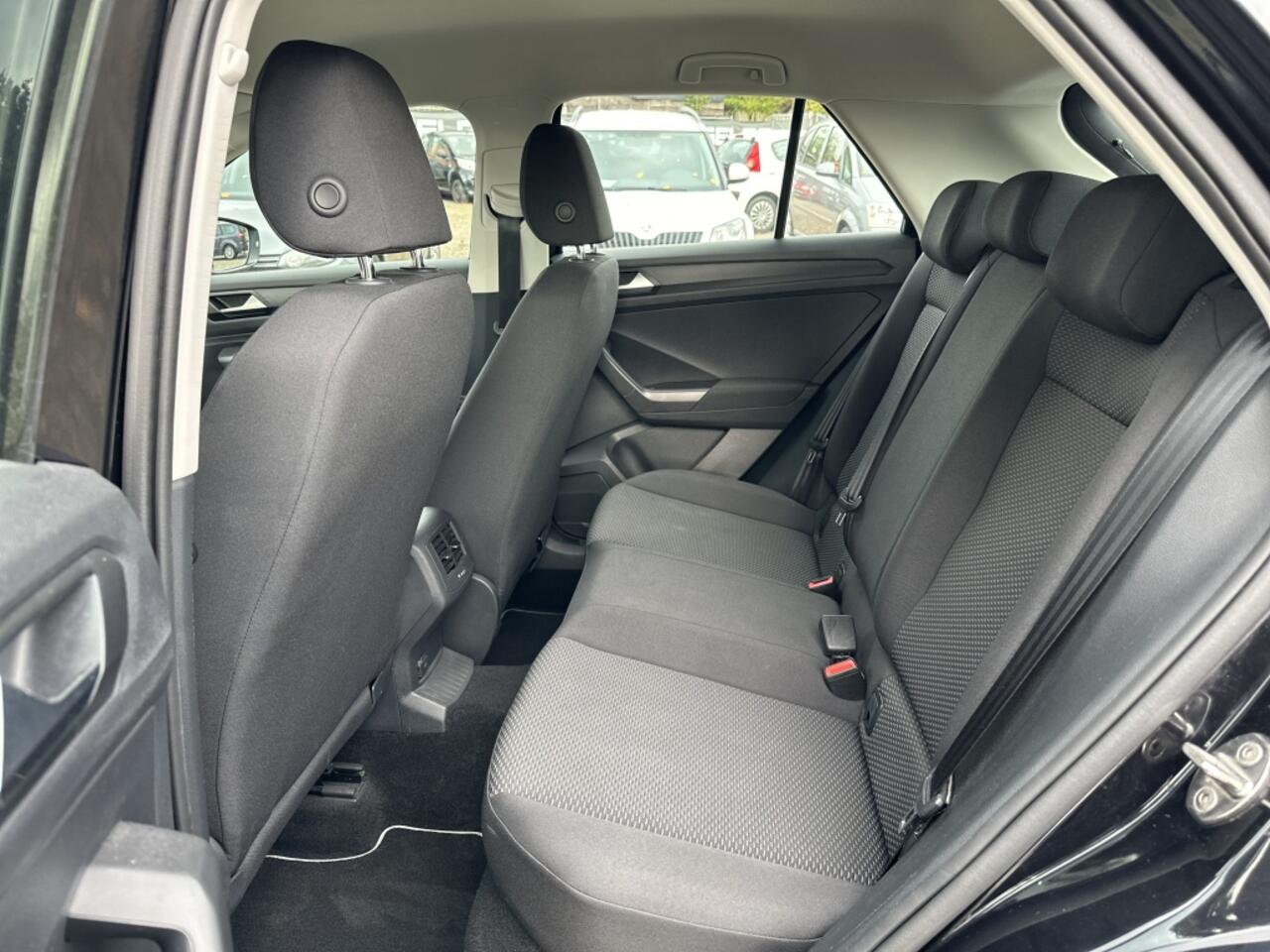 Volkswagen T-Roc 1.0 TSI Carplay*PDC*CLima*Stoelvw*1e Eigenaar