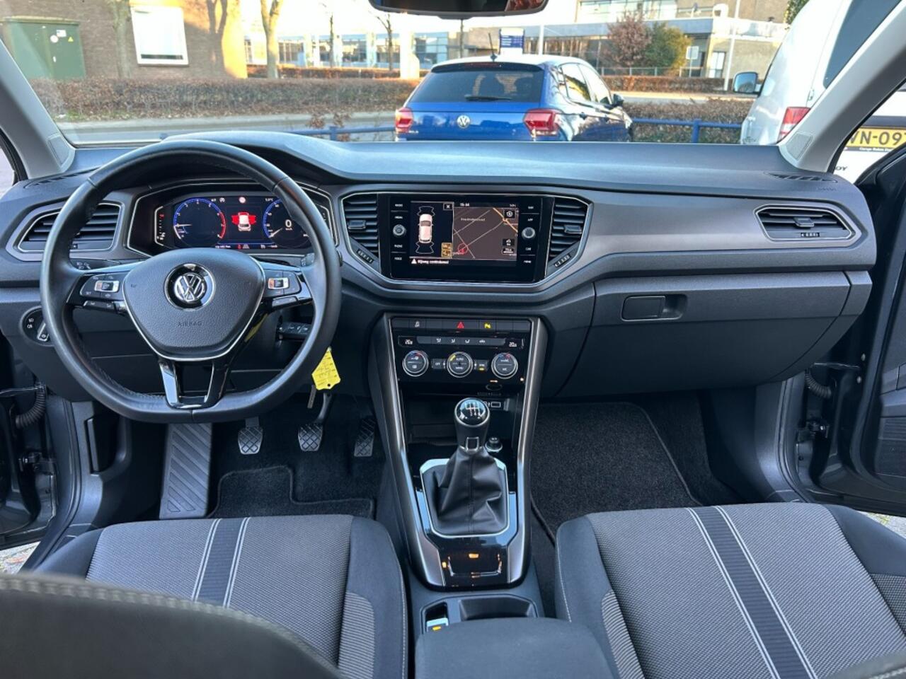Volkswagen T-Roc 1.0 TSI STYLE Nederlandse auto inclusief garantie!