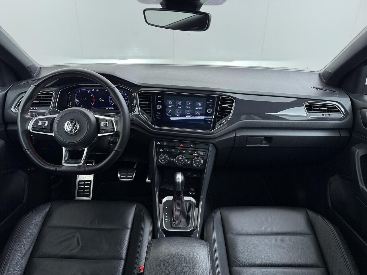 Volkswagen T-Roc 1.5 TSI Sport Business R-Line Volkswagen T-Roc 1.5 TSI Sport Business R