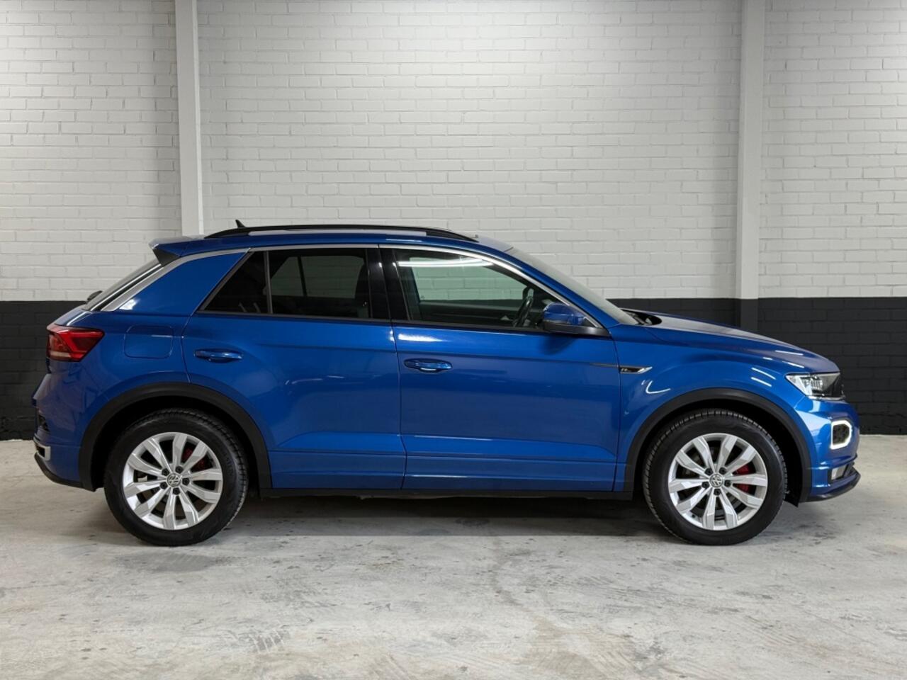 Volkswagen T-Roc 1.5 TSI Sport BnsR Panoramadak / Virtual Cockpit / Camera / Afne
