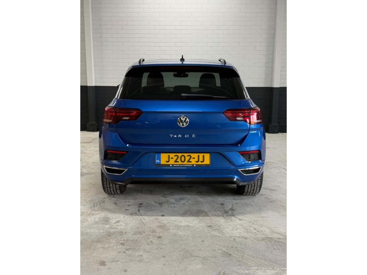 Volkswagen T-Roc 1.5 TSI Sport BnsR Panoramadak / Virtual Cockpit / Camera / Afne