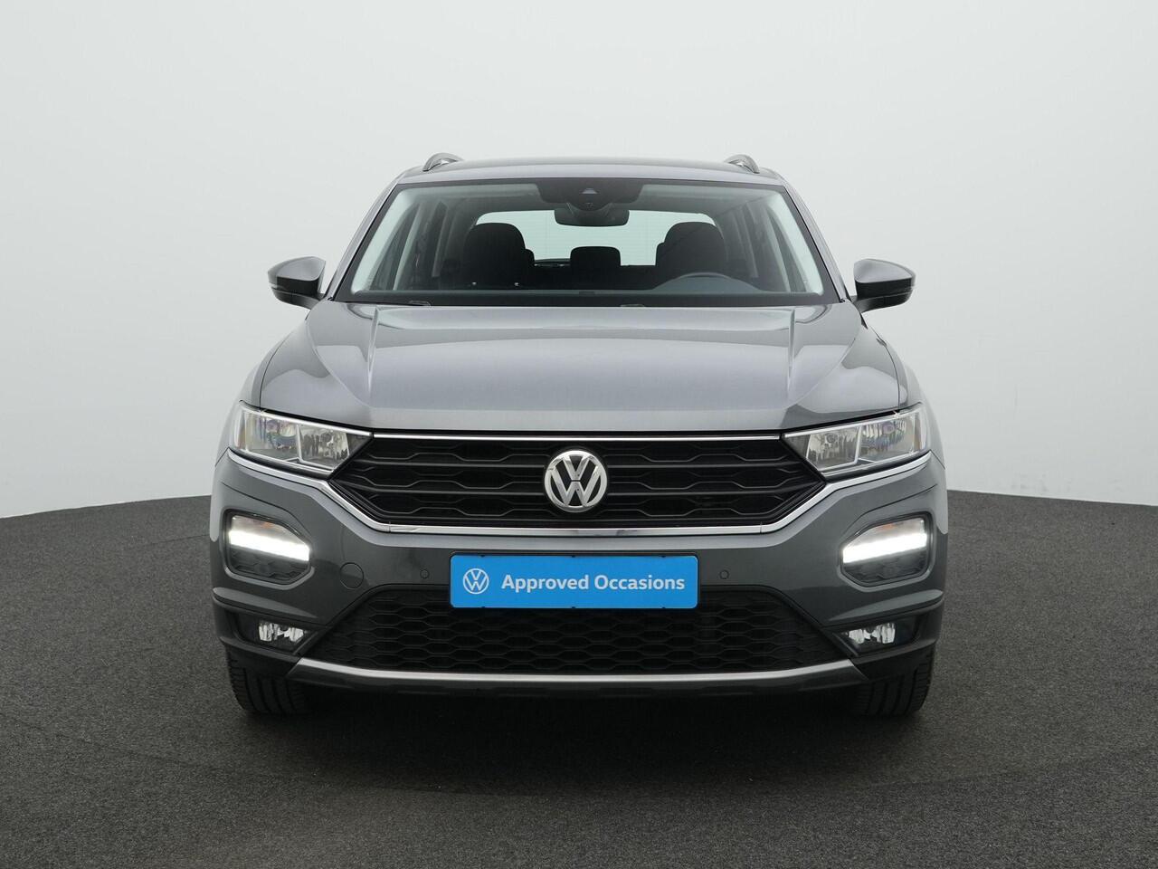 Volkswagen T-Roc 1.0 TSI 115 pk Style | Stoelverwarming | Adaptive Cruise | Navigatie | Parkeersensoren voor/achter | Carplay