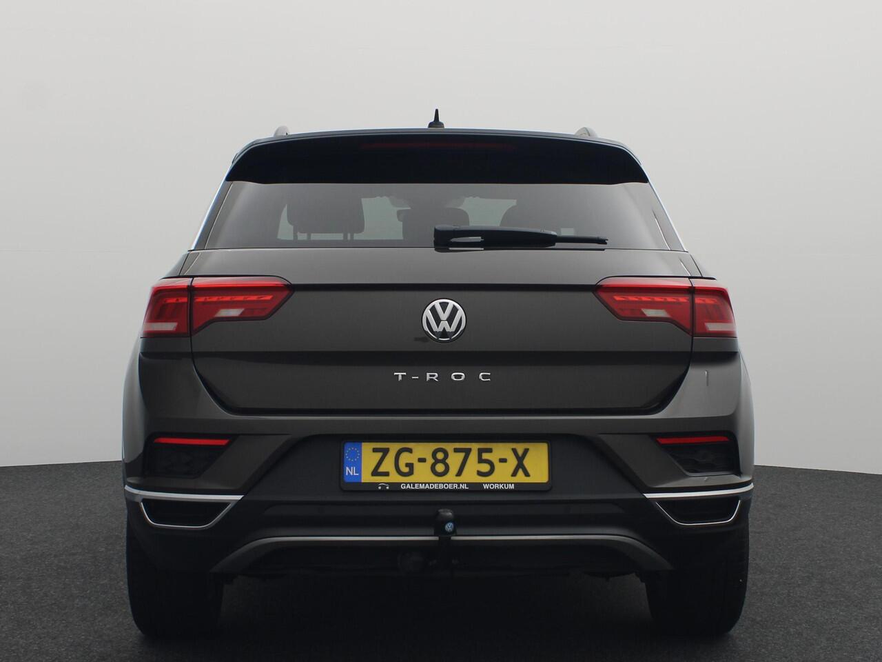 Volkswagen T-Roc 1.5 TSI Style TREKHAAK / CARPLAY / NAVI / AIRCO / PDC / BLUETOOTH / CRUISE / NL-AUTO