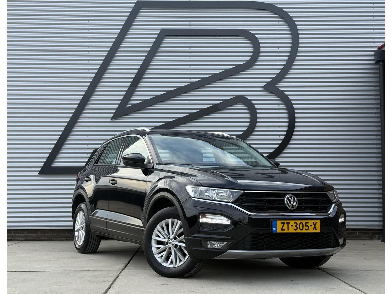 Volkswagen T-Roc 1.5 TSI Style 1e Eigenaar|Navi|Carplay|Automaat|150 PK|Adap cruise|PDC V+A|Clima|N.A.P,APK tot 08-2027