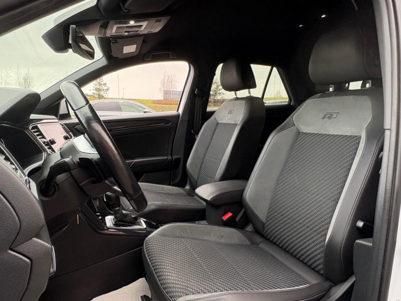 Volkswagen T-Roc 1.5 TSI ACT. 150PK AUT. R-LINE DIGITALE-SCHERM NAVI CAMERA CARPLAY AIRCO LMV PDC