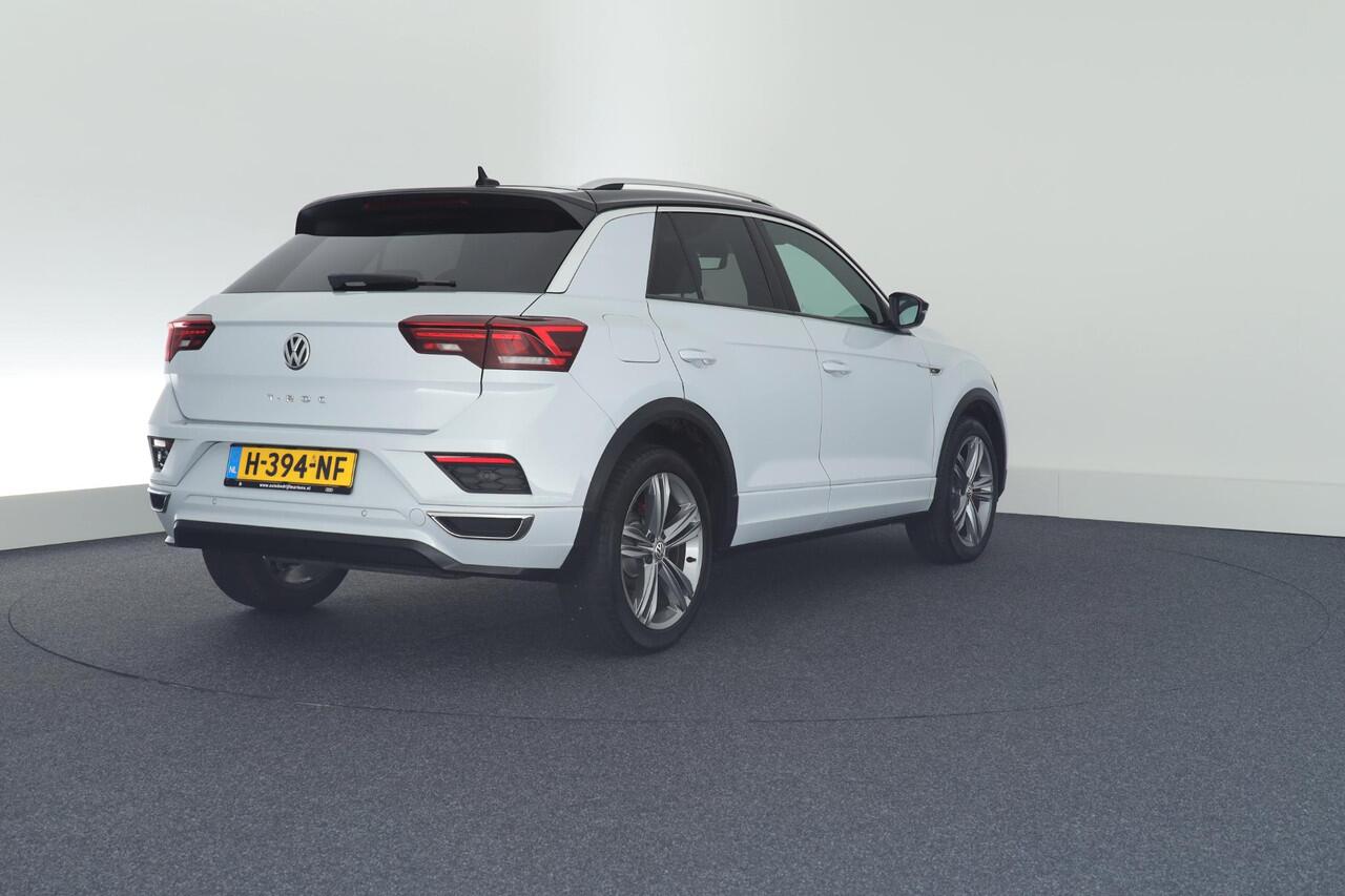 Volkswagen T-Roc 1.5 TSI 150pk DSG R-Line Sport Camera Led Virtual Cockpit Navigatie