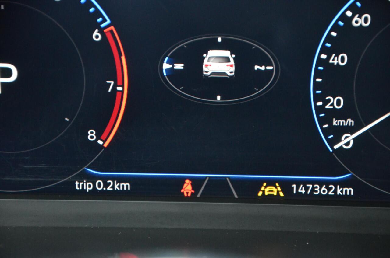 Volkswagen T-Roc 1.5 TSI Sport Business R Line Automaat/Navi/Ecc/Pdc/Virtueel-Dashboard/Privacy-Glass/18-Inch Lmv/Achteruitrijcamera/Cr-Controle/Stoelverwarming/Leer/Afnb-Trekhaak