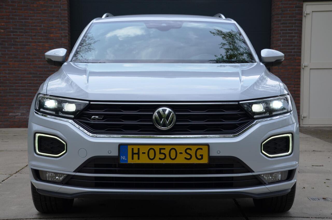 Volkswagen T-Roc 1.5 TSI Sport Business R Line Automaat/Navi/Ecc/Pdc/Virtueel-Dashboard/Privacy-Glass/18-Inch Lmv/Achteruitrijcamera/Cr-Controle/Stoelverwarming/Leer/Afnb-Trekhaak