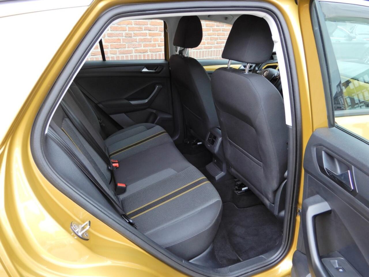 Volkswagen T-Roc 1.5 TSI STYLE automaat