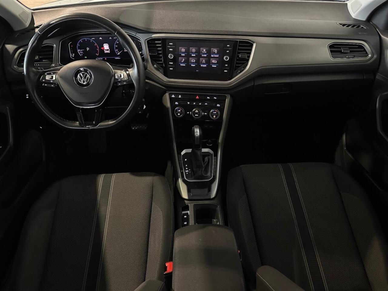 Volkswagen T-Roc 1.5 TSI STYLE BNS NAP l PANO l TREKHAAK l CLIMA l NAVI l LMV l