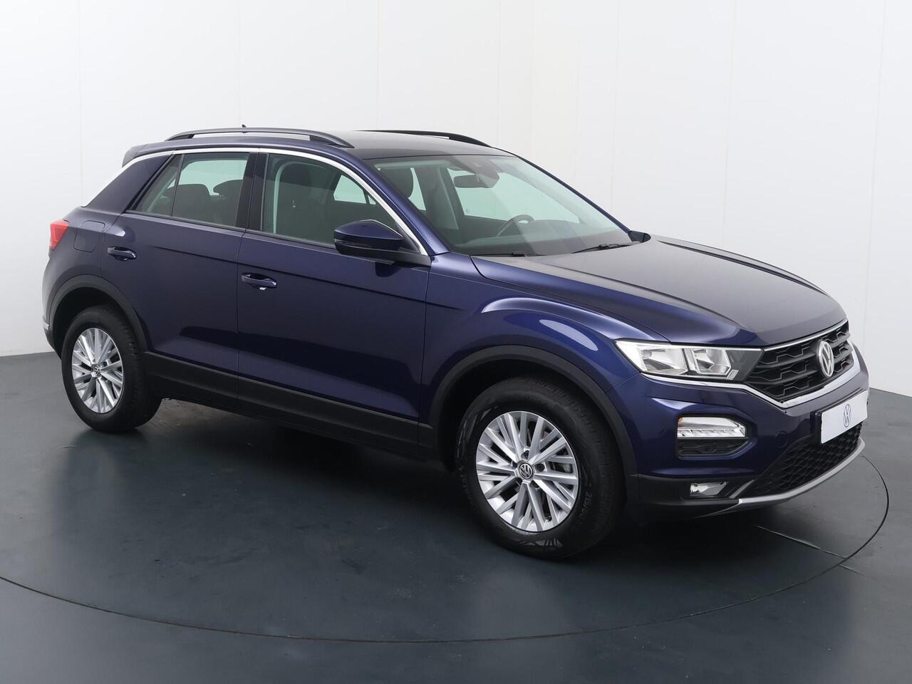 Volkswagen T-Roc 1.5 TSI Style | 150 PK | Trekhaak | Achteruitrijcamera | Adaptive cruise control |