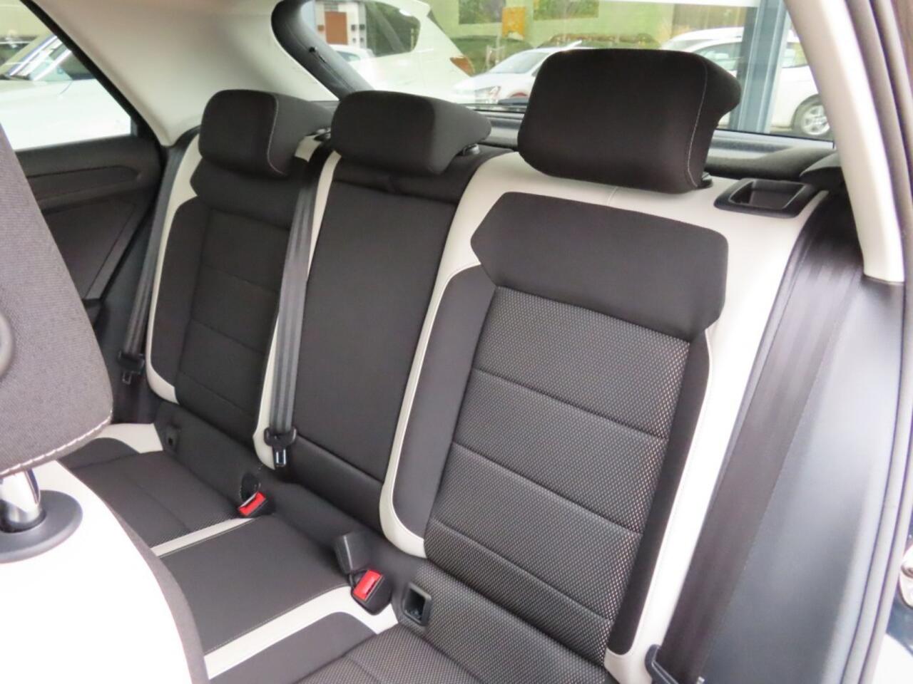 Volkswagen T-Roc 1.5 TSI Sport DSG Ecc Acc Led 2x Pdc 2020