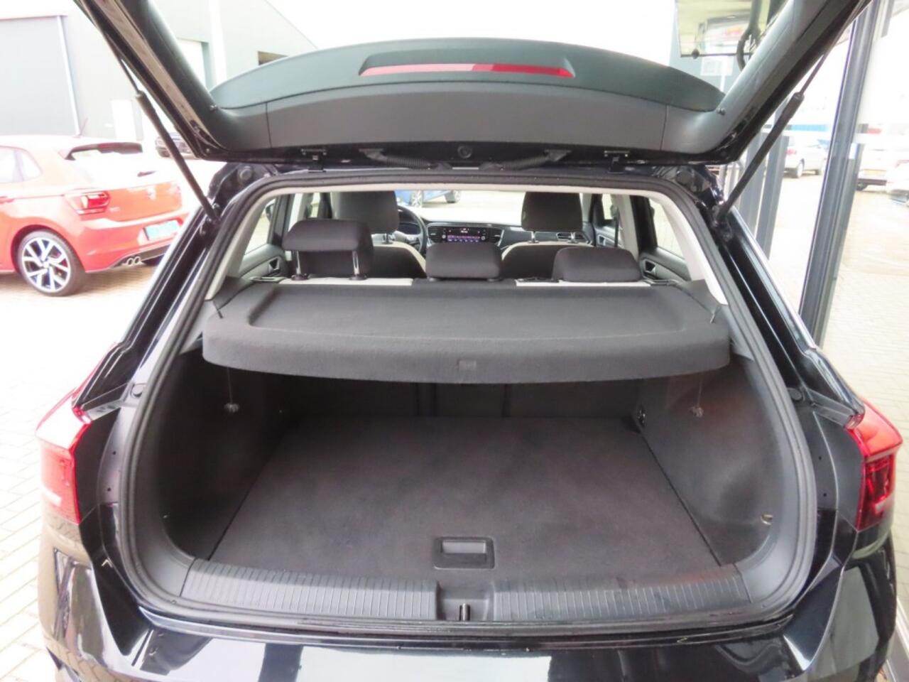 Volkswagen T-Roc 1.5 TSI Sport DSG Ecc Acc Led 2x Pdc 2020