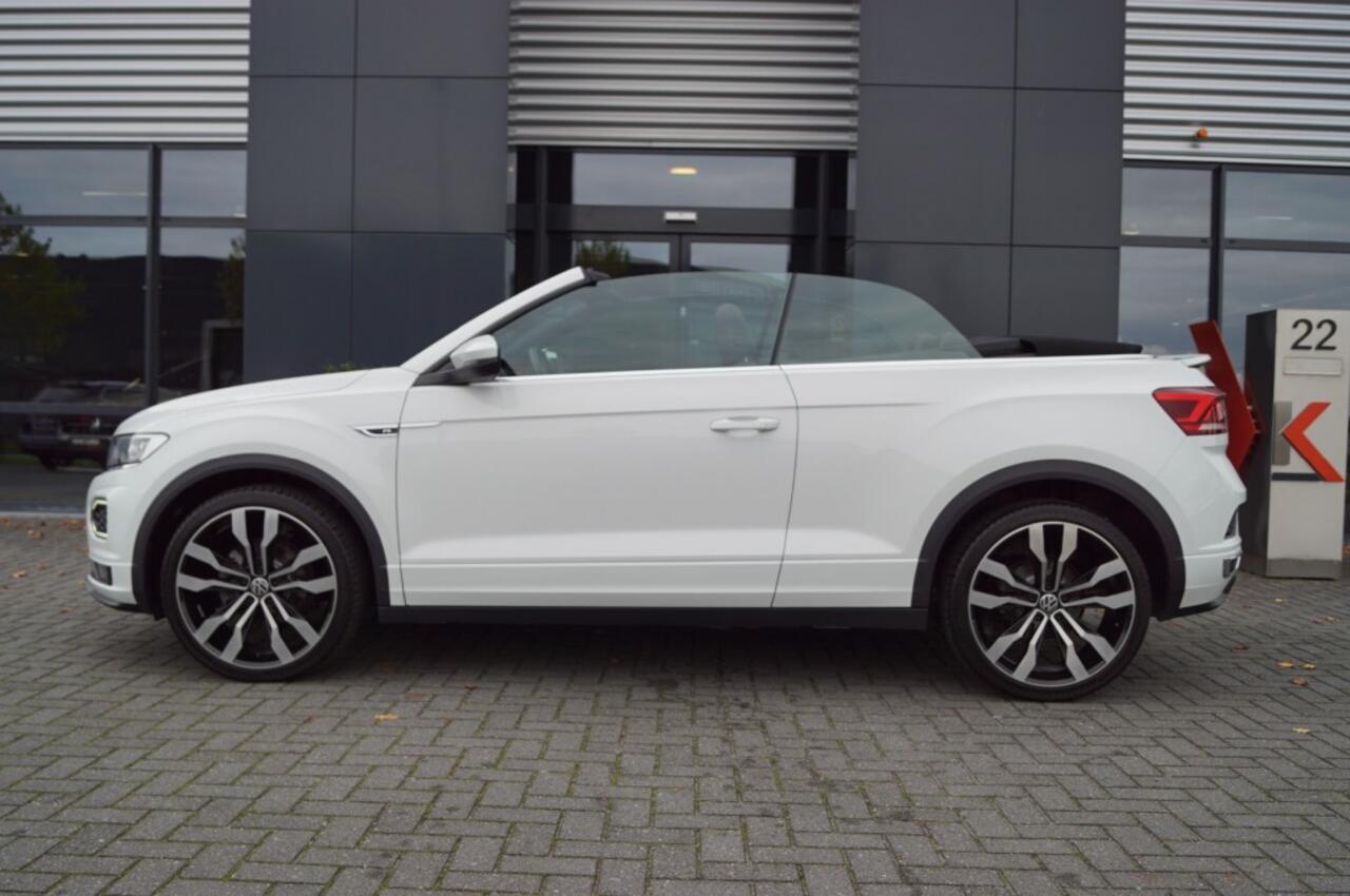 Volkswagen T-Roc 1.5 TSI DSG R-Line 150pk/ Navi /20 Inch LM/ ACC /CarPlay/ Virtual dashboard/ 28 dKM !!!