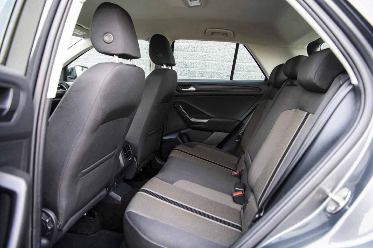 Volkswagen T-Roc 1.0 TSi 115 pk Style Business | Camera | Adaptieve Cruise Control | Navigatie