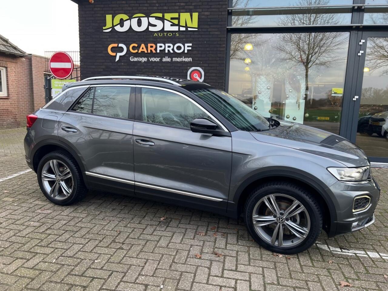 Volkswagen T-Roc SPORT