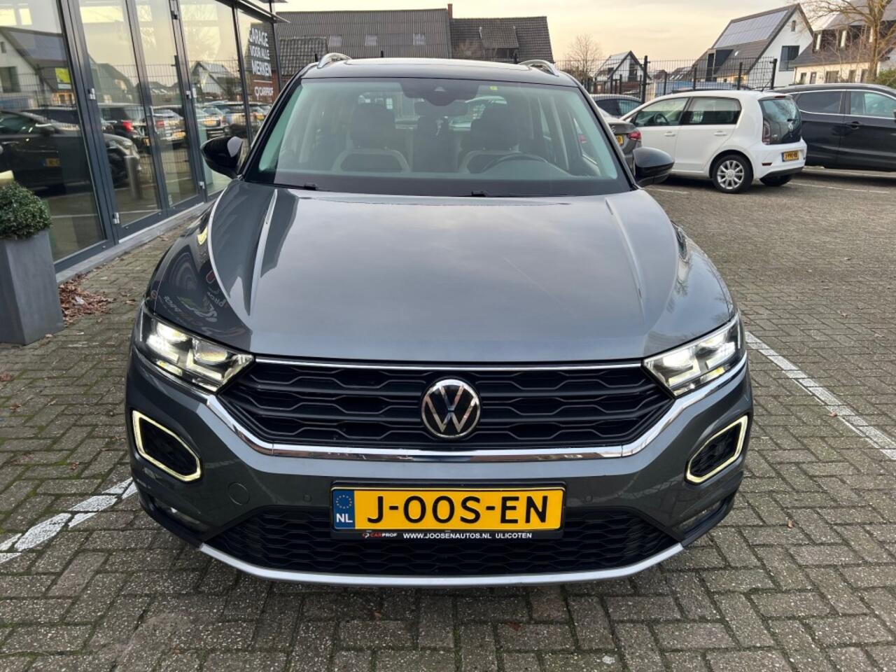 Volkswagen T-Roc SPORT
