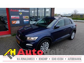 volkswagen-t-roc-1.5-tsi-dsg-style-