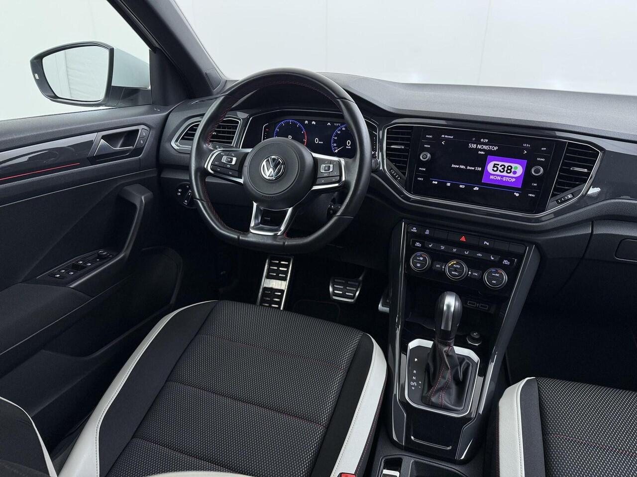 Volkswagen T-Roc 1.5 TSI Sport